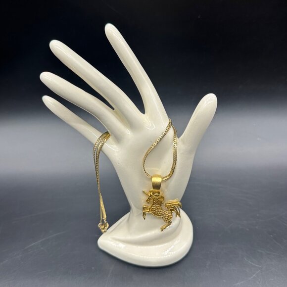 Vintage Unicorn Pendant Necklace American Showcase Gold Tone Mystical Beast - Picture 2 of 10